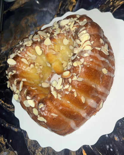 Heart Vanilla Bundt Cake With Almonds